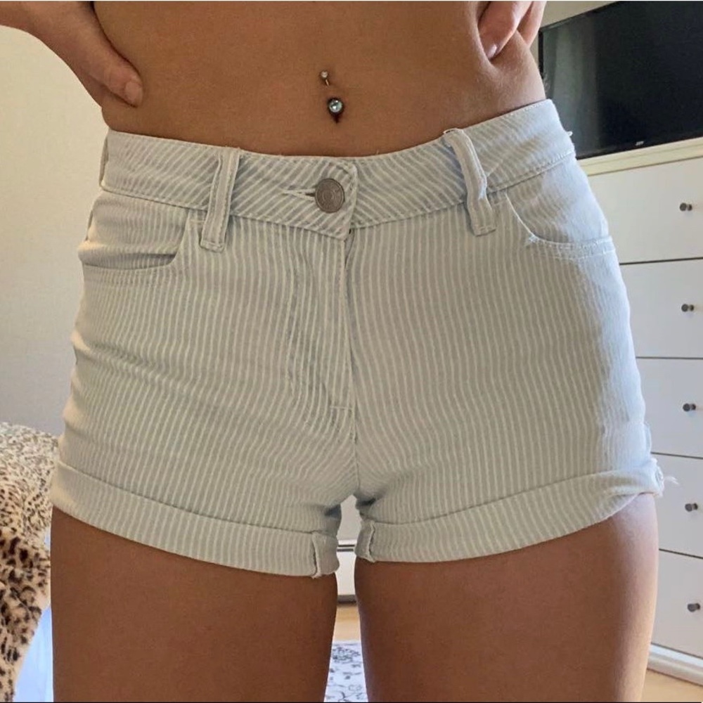 Pacsun Stripped Shorts!